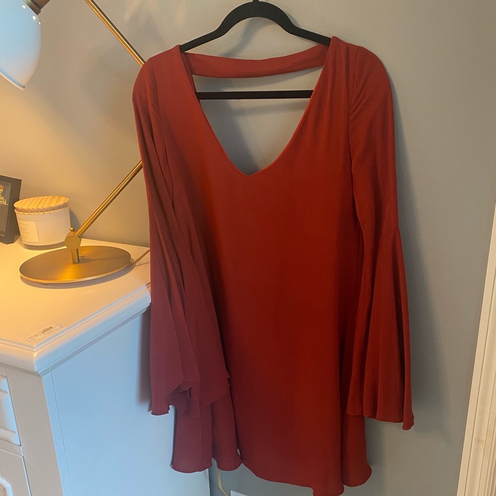 Maroon dress. So flattering! Perfect for dances